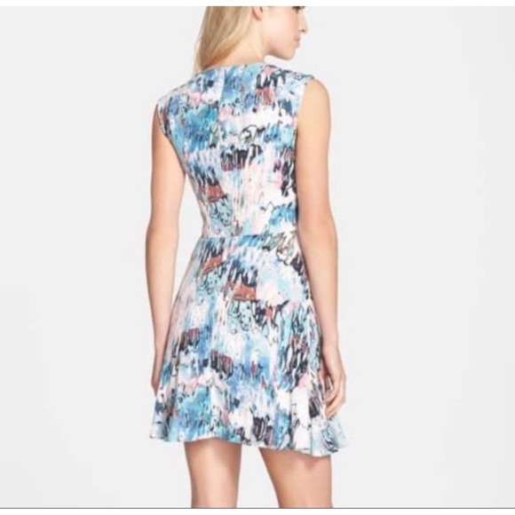 French Connection Isla Ripple Dress size 2 - Picture 2 of 5